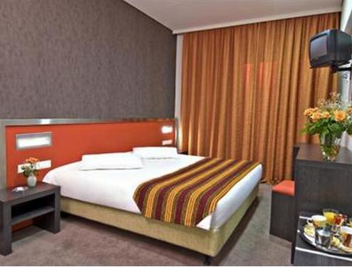 Hotel Des Roses เอเธนส์ ภายนอก รูปภาพ